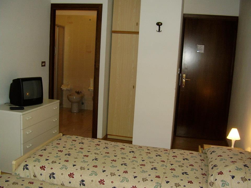 Affittacamere Ceschi Baselga di Pinè Quarto foto